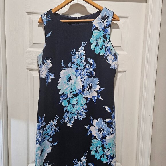 Cute Navy Blue Floral Dress - Size 16 - Picture 1 of 2
